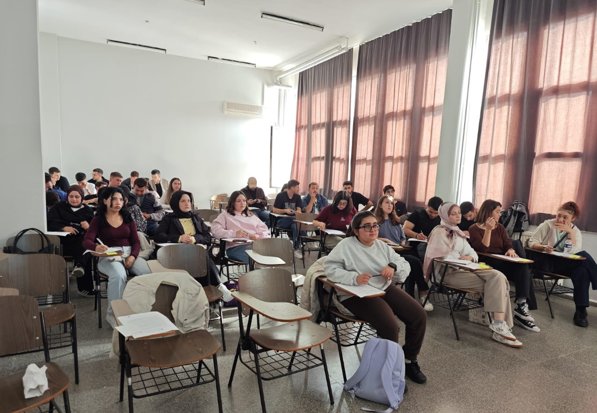 Interactive Courses and Workshops